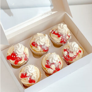Elton mess Cupcakes