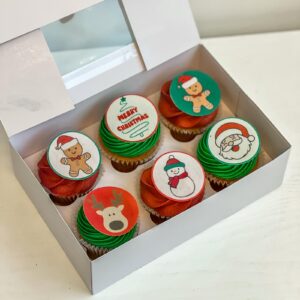 Classic Christmas Cupcakes